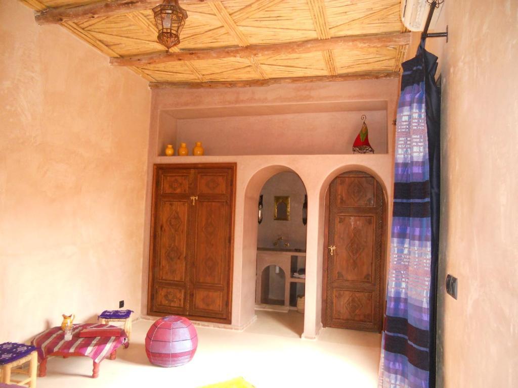 Riad Dar Bergui วาร์ซาเซต ห้อง รูปภาพ